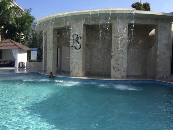 Indoor pool, outdoor pool