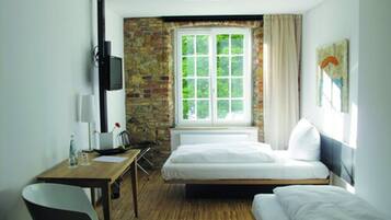 ห้องดับเบิล | โต๊ะทำงาน, Wi-Fi ฟรี, ผ้าปูที่นอน