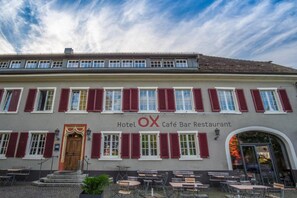 Exterior - OX Hotel Café Bar Restaurant (Heitersheim)