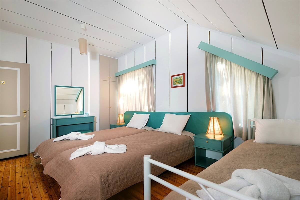 Deluxe Triple Room | 1 bedroom, premium bedding, in-room safe, individually decorated