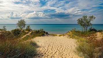 In Strandnähe, Liegestühle