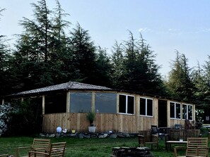 Outdoor dining - Domaine La Vitarelle (Villanière)