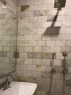 バスルームのシンク