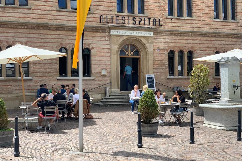 ALTES SPITAL Hotel Café Bar Restaurant