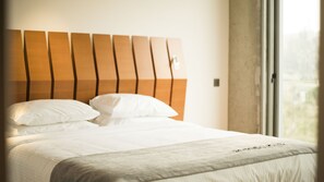 Quarto premium, para não fumantes | Cofres nos quartos, escrivaninha, ferros/tábuas de passar roupa