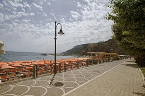 Beach nearby - Maiori Luxury B&B (Maiori)