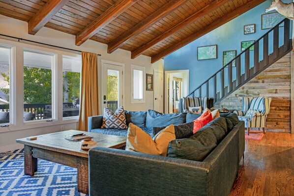 Televisión, tenis de mesa y estéreo 