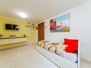 Departamento, varias camas, para no fumadores | Entrada interior