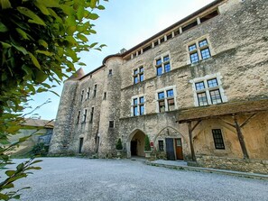 Front of property - Les Chambres De La Renaissance (Sainte-Julie)