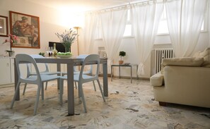 Apartment, 1 Bedroom, Non Smoking | Private kitchen | Full-sized fridge, microwave, oven, stovetop - Welc-oM Saint Anthony (Padova)