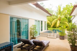 Sundeck - Lespalm Waterfall Pool Villa (Thep Krasattri)
