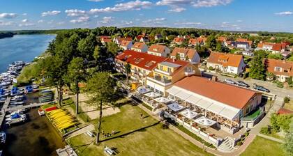 Strandhotel & Restaurant Mirow