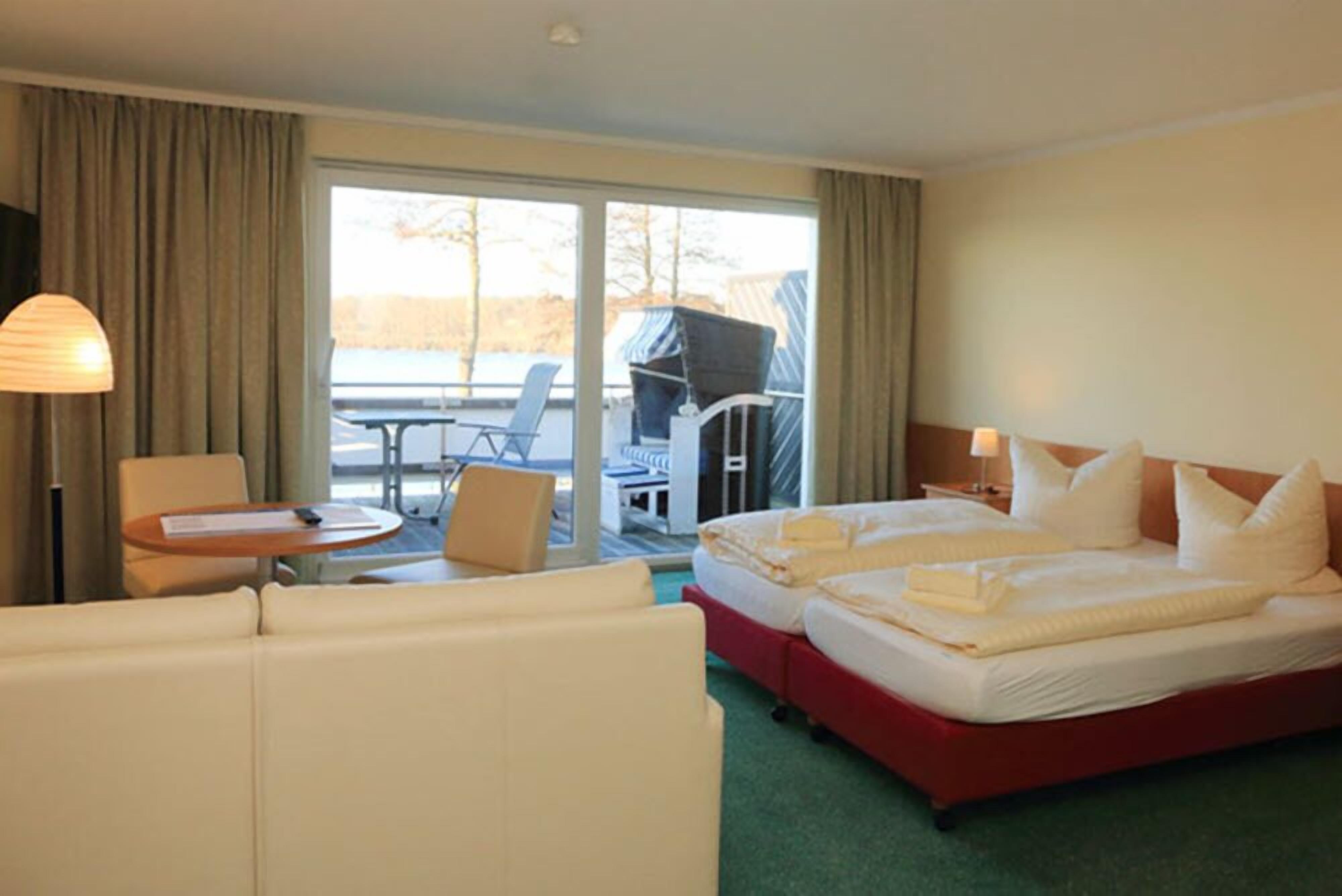 Coffres-forts dans les chambres, bureau, lits bébé (en supplément)