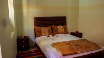 Kamar Double Ekonomi | Brankas, kedap suara, Wi-Fi gratis, dan seprai linen