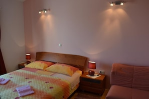 Iron/ironing board, free cots/infant beds, free WiFi, bed sheets