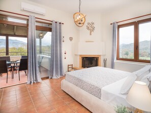 家庭別墅, 3 間臥室, 私人泳池 | 2 間臥室、客房內保險箱、熨斗/熨衣板、免費無線上網