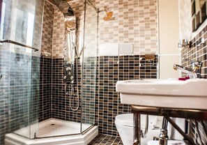 Junior Suite | Bathroom