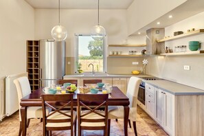 Villa Confort, 5 habitaciones, alberca privada | Servicio a la habitación