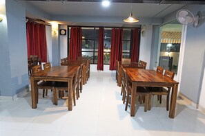 Restaurant - Capital 0 18693 Hotel Levanti (Gurugram)