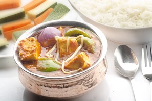 Dining - OYO 11689 Kelvish Hotel (New Delhi)