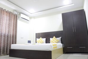 Free WiFi - OYO 17375 My Place Kondapur Hicc (Hyderabad)