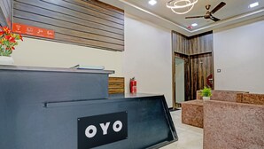 Reception - OYO 18581 Hotel Blue Inn Residence (Mumbai)