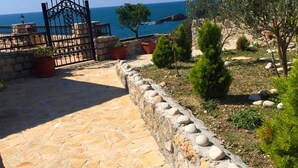 Unclassified image, 2 of 13, button - Apartments Antigona Old Town Ulcinj (Ulcinj)