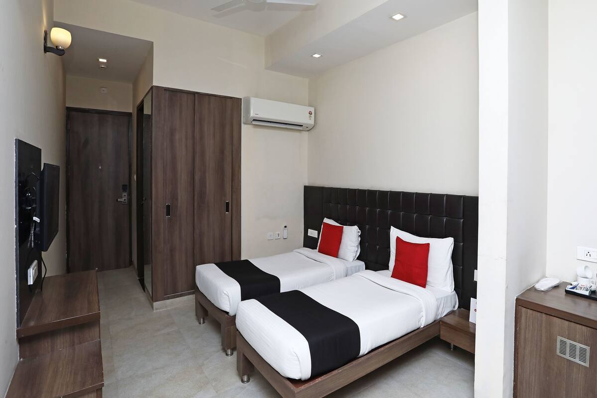 Double or Twin Room | Free WiFi