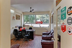 Reception - OYO 15148 Sky Pix (Chennai)