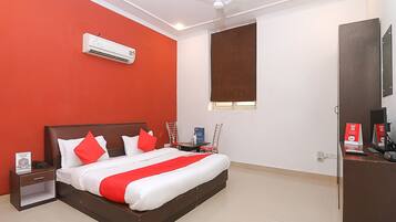 Double or Twin Room | Free WiFi