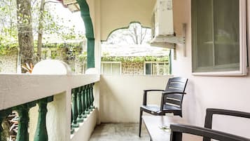 Double or Twin Room | Terrace/patio