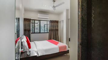 Double or Twin Room | Free WiFi