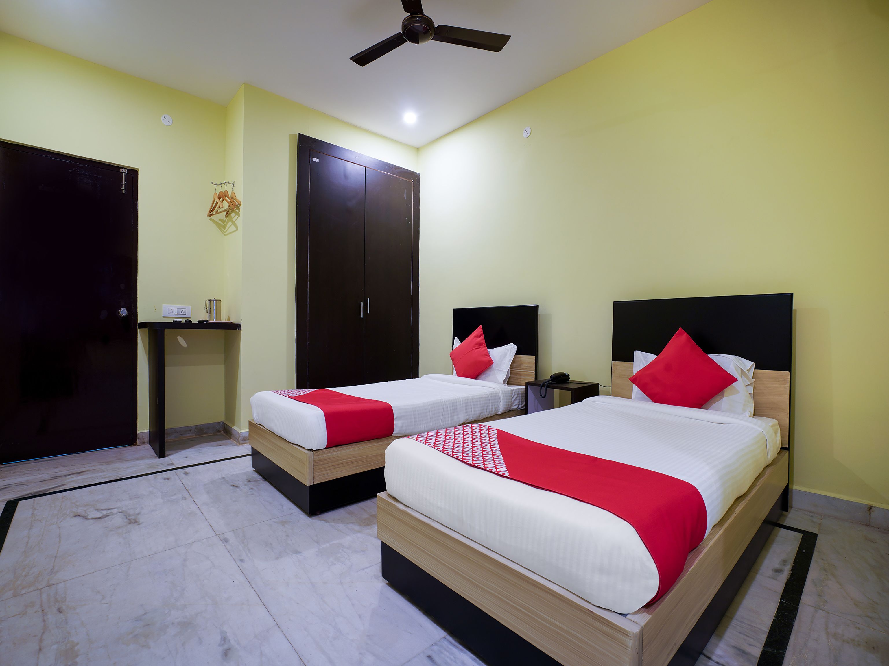 Double or Twin Room | Free WiFi, bed sheets