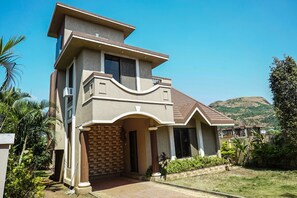 Exterior - OYO 22738 Home Gorgeous 4BHK Lonavala (Mawal)