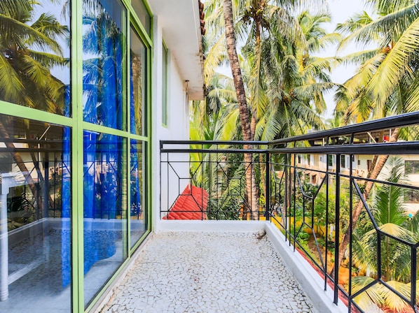 Double or Twin Room | Balcony