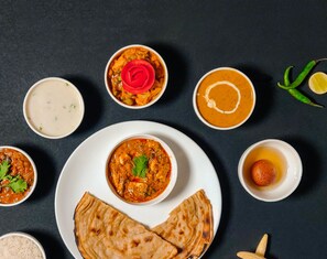 Bao gồm bữa sáng kiểu Âu hàng ngày