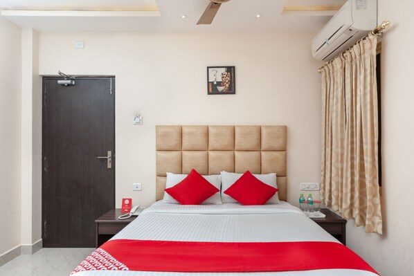 Double or Twin Room | Free WiFi - Edition O 30033 Almas Chennai High Court (Chennai)