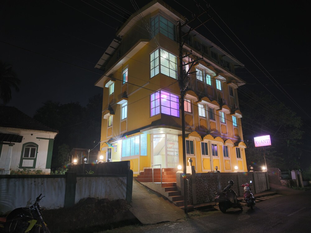 OYO 8631 Hotel Avanti image