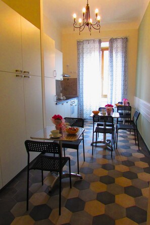 Free daily continental breakfast - Termini Guesthouse (Rome)