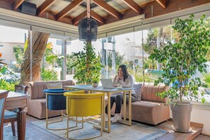 Interior - Maison 66 Riviera Hotels (Alimos)