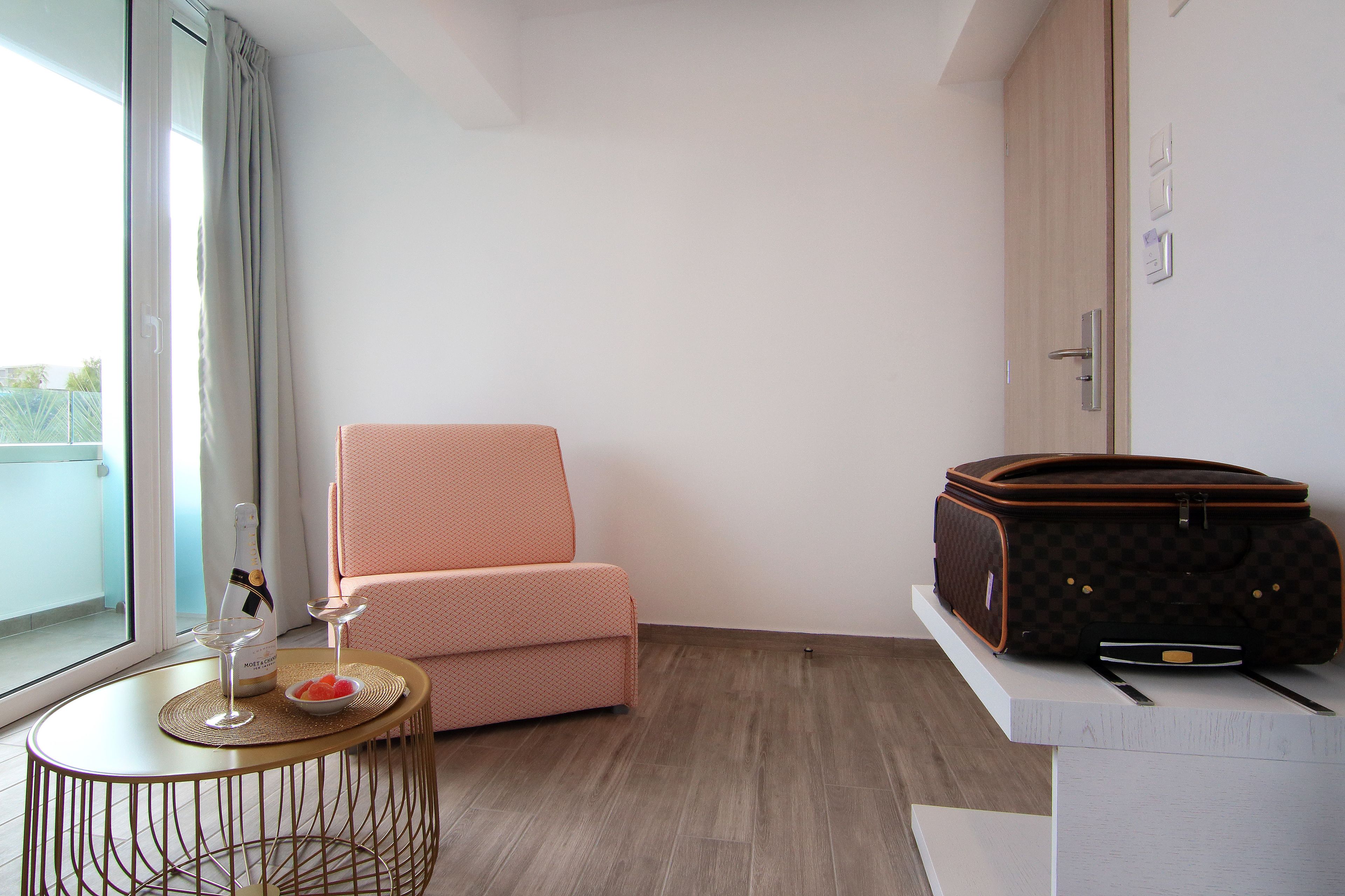 signature suite, partial sea view | view from room