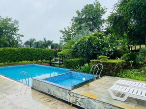 Pool - Gazebo Inn Resort (Udaipur)