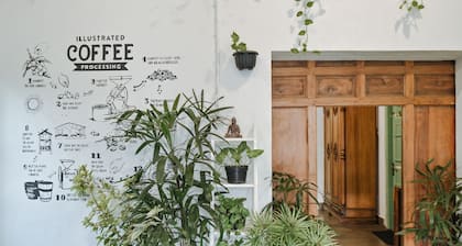 Snooze Guesthouse Yogyakarta - Hostel