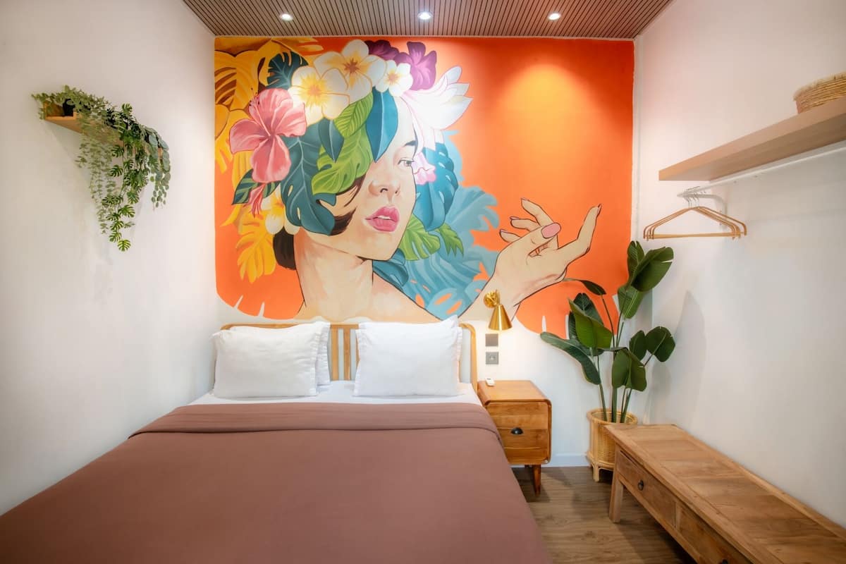 Kamar Standar, 1 Tempat Tidur Queen | Setrika/meja setrika, Wi-Fi gratis, dan seprai linen