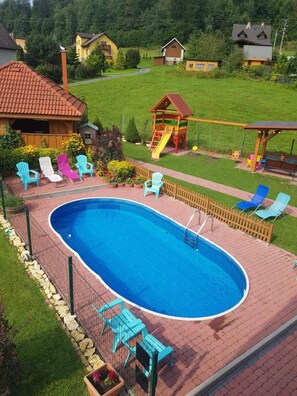 Outdoor pool, sun loungers