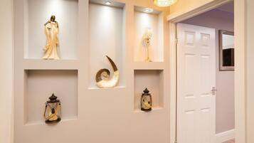 3 soverom, lydisolert, strykejern/-brett og wi-fi (inkludert)