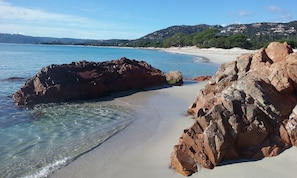 Nær stranden