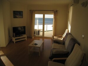 LCD TV - Apartments Alen (Umag)