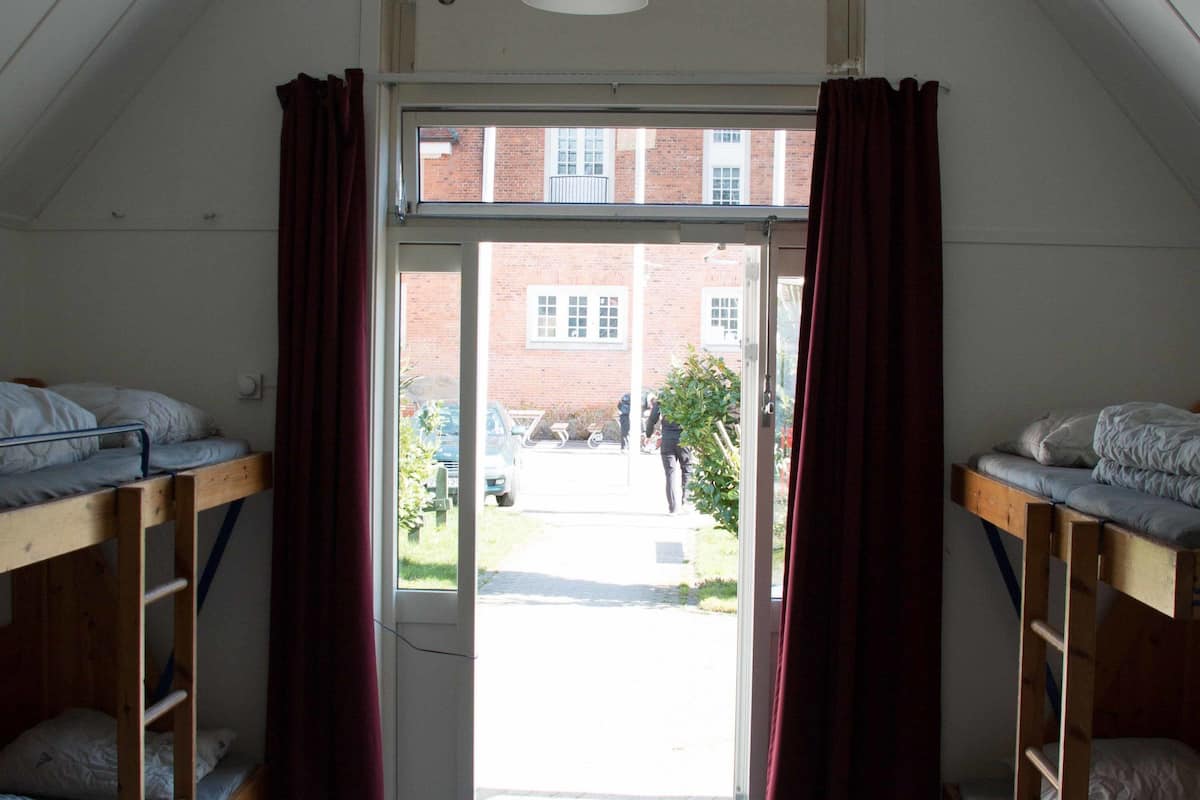 Familienzimmer, eigenes Bad (6 Person) | Allergikerbettwaren, Bügeleisen/Bügelbrett, Zustellbetten