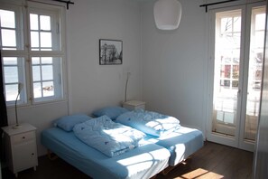 아파트, 전용 욕실 | 저자극성 침구, 다리미/다리미판, 간이 침대, 무료 WiFi